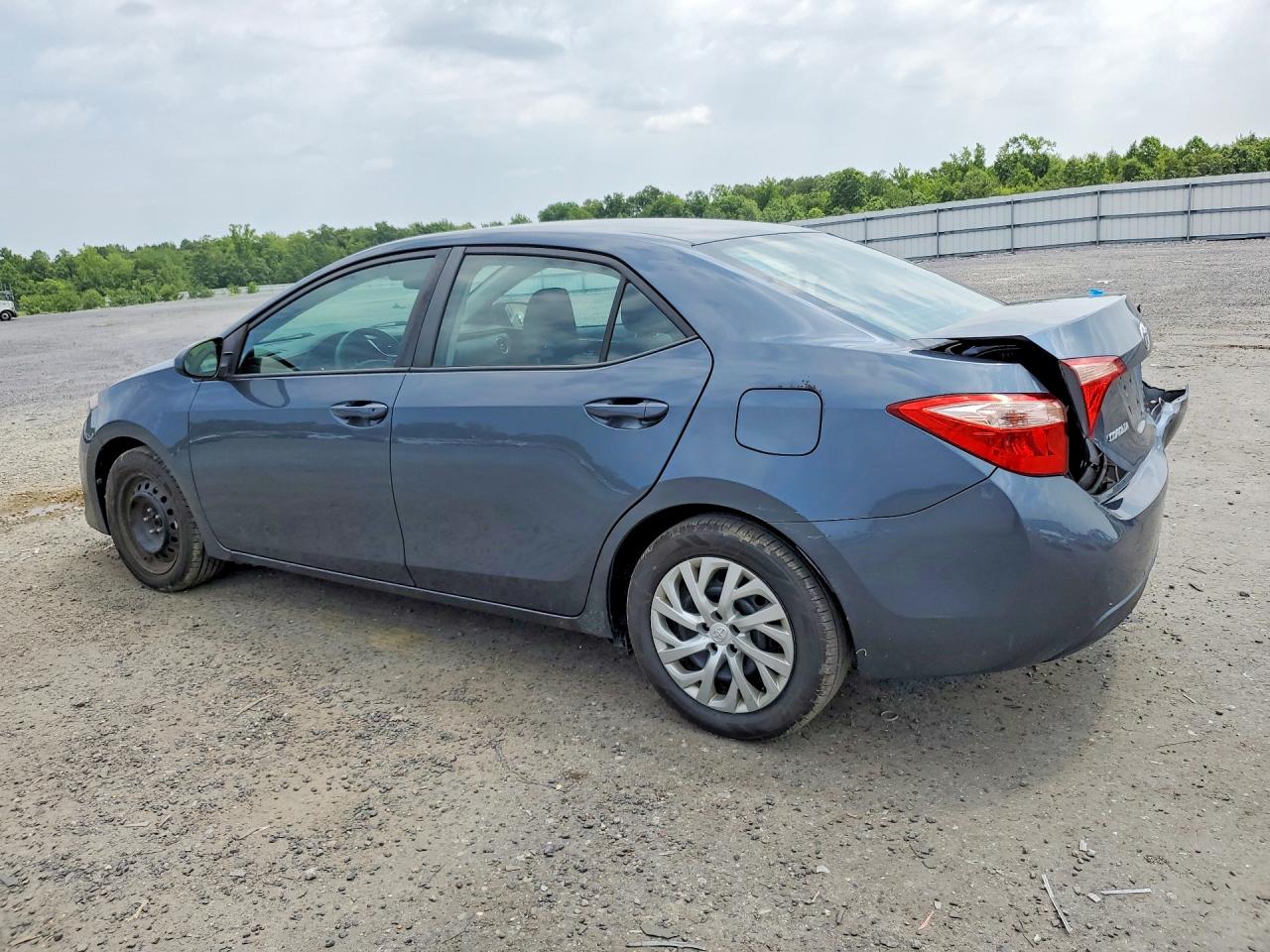2019 TOYOTA COROLLA LE — снимка 2