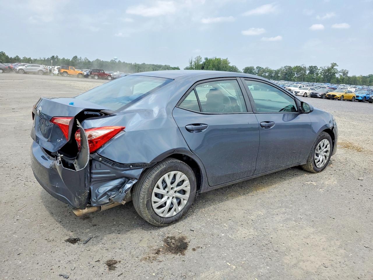 2019 TOYOTA COROLLA LE — снимка 3