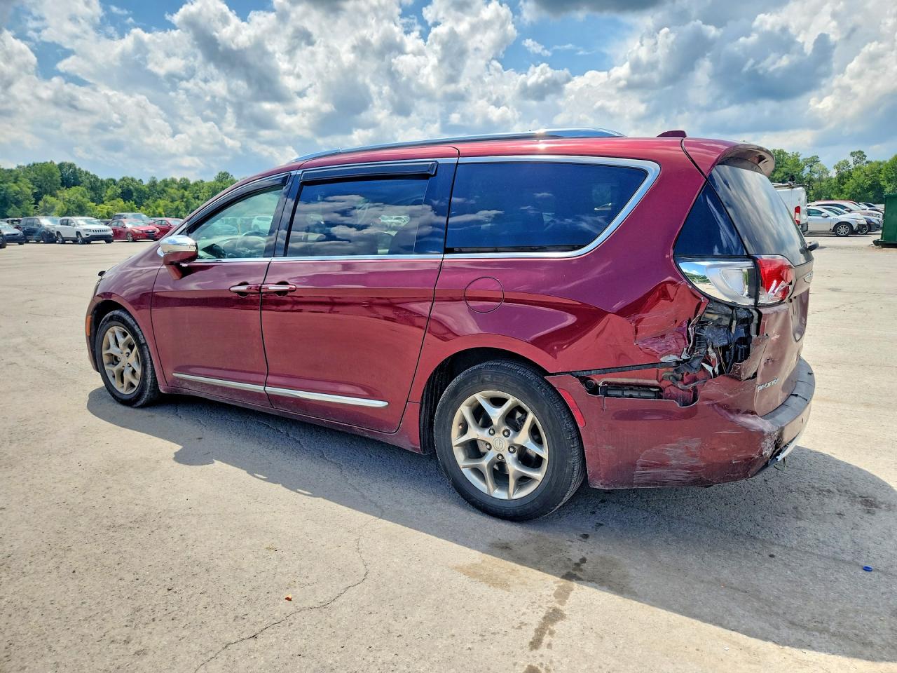 2018 CHRYSLER PACIFICA LIMITED — снимка 2