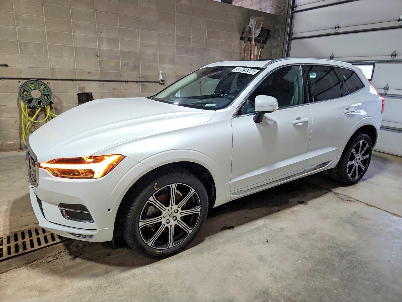 2021 VOLVO XC60 T6 INSCRIPTION