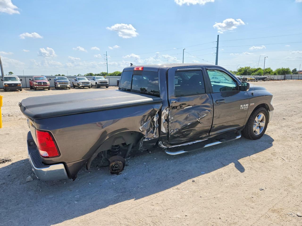 2019 RAM 1500 CLASSIC SLT — снимка 3