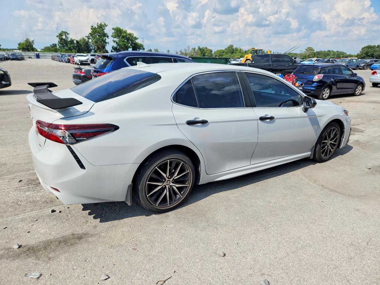 2022 TOYOTA CAMRY SE — снимка 3
