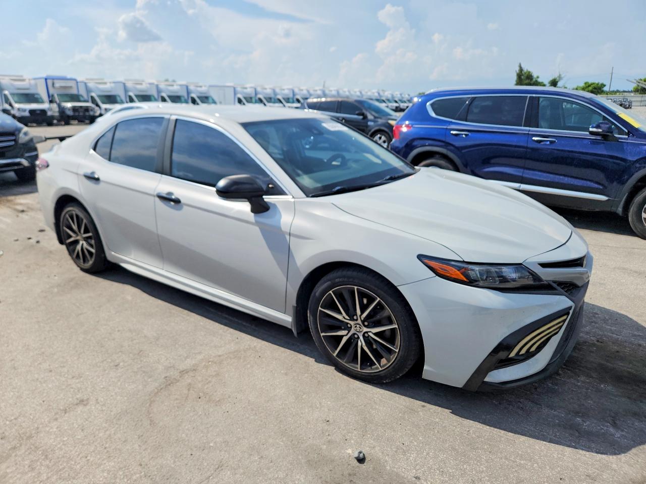 2022 TOYOTA CAMRY SE — снимка 4