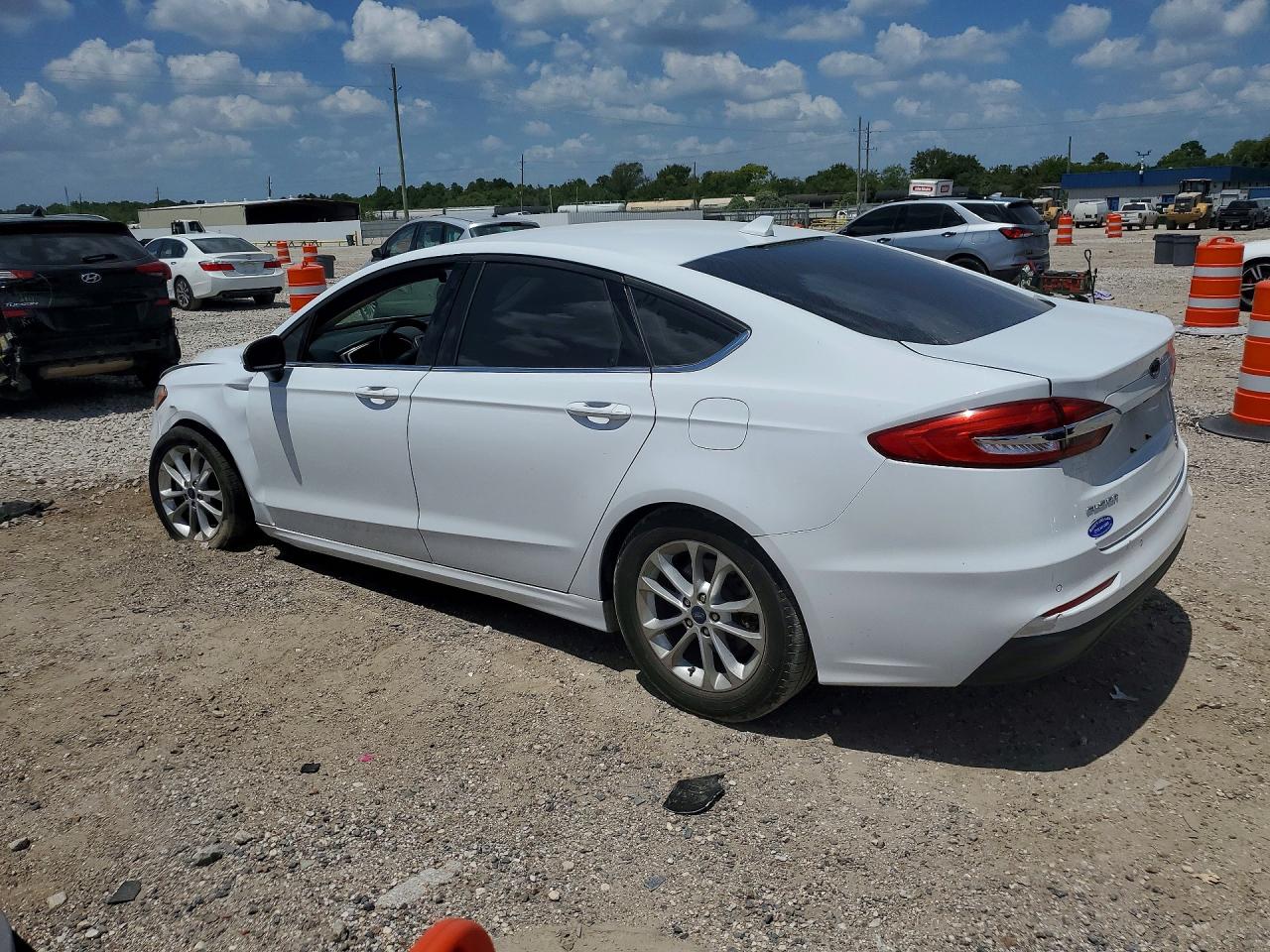 2019 FORD FUSION SE — снимка 2