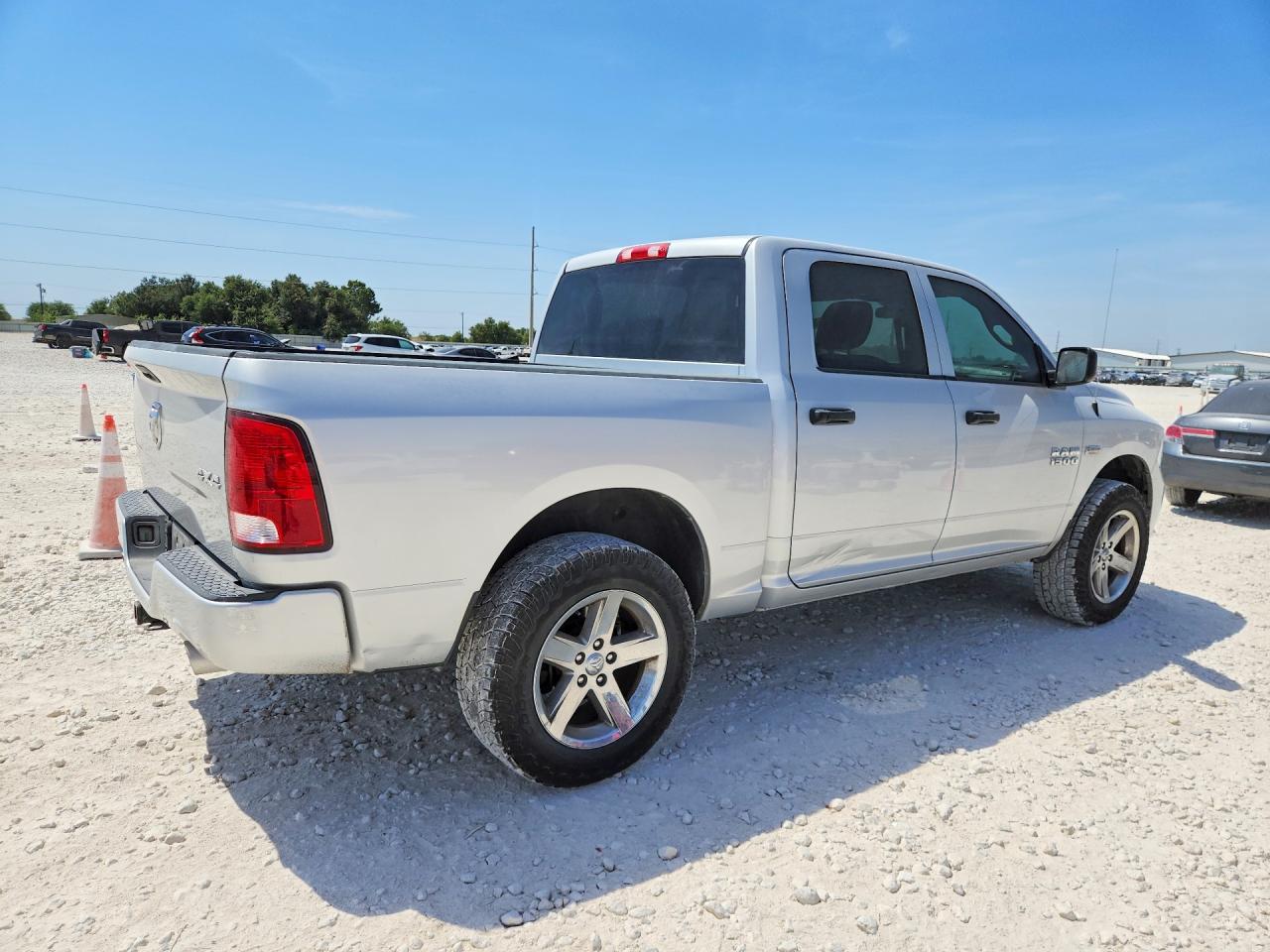 2017 RAM 1500 ST — снимка 3
