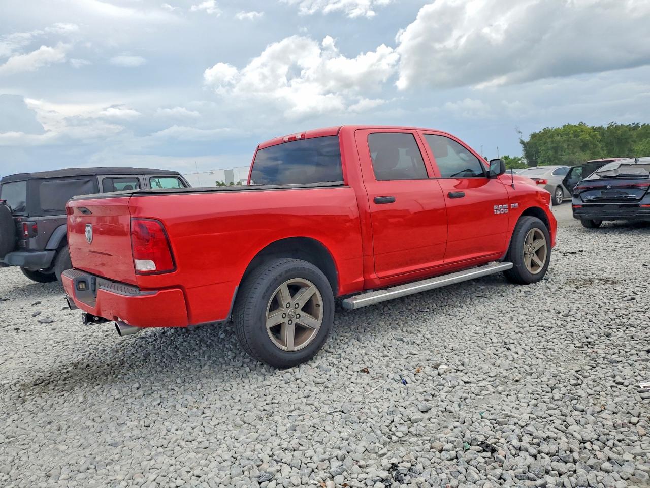 2015 RAM 1500 ST — снимка 3