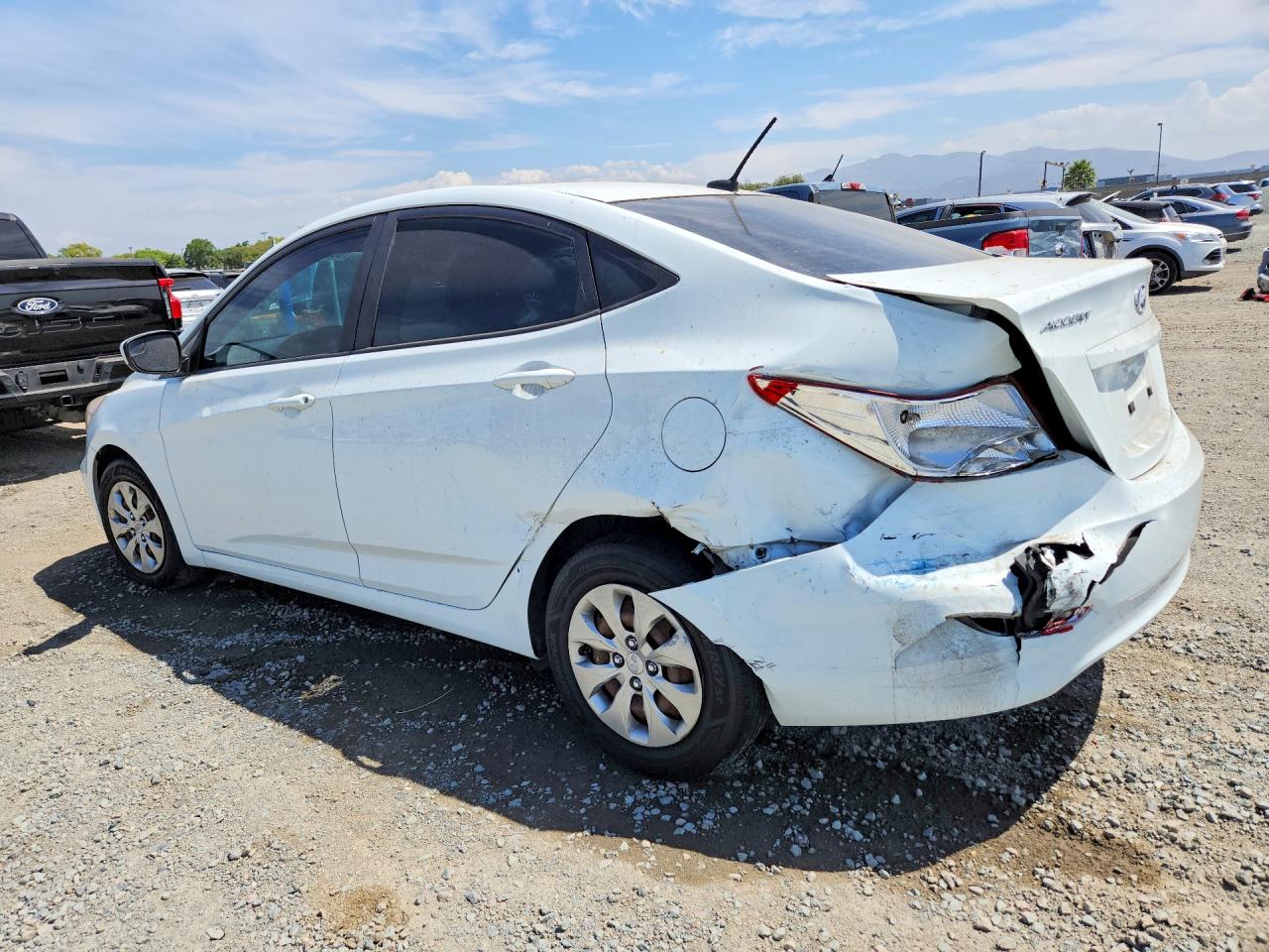 2016 HYUNDAI ACCENT SE — снимка 2