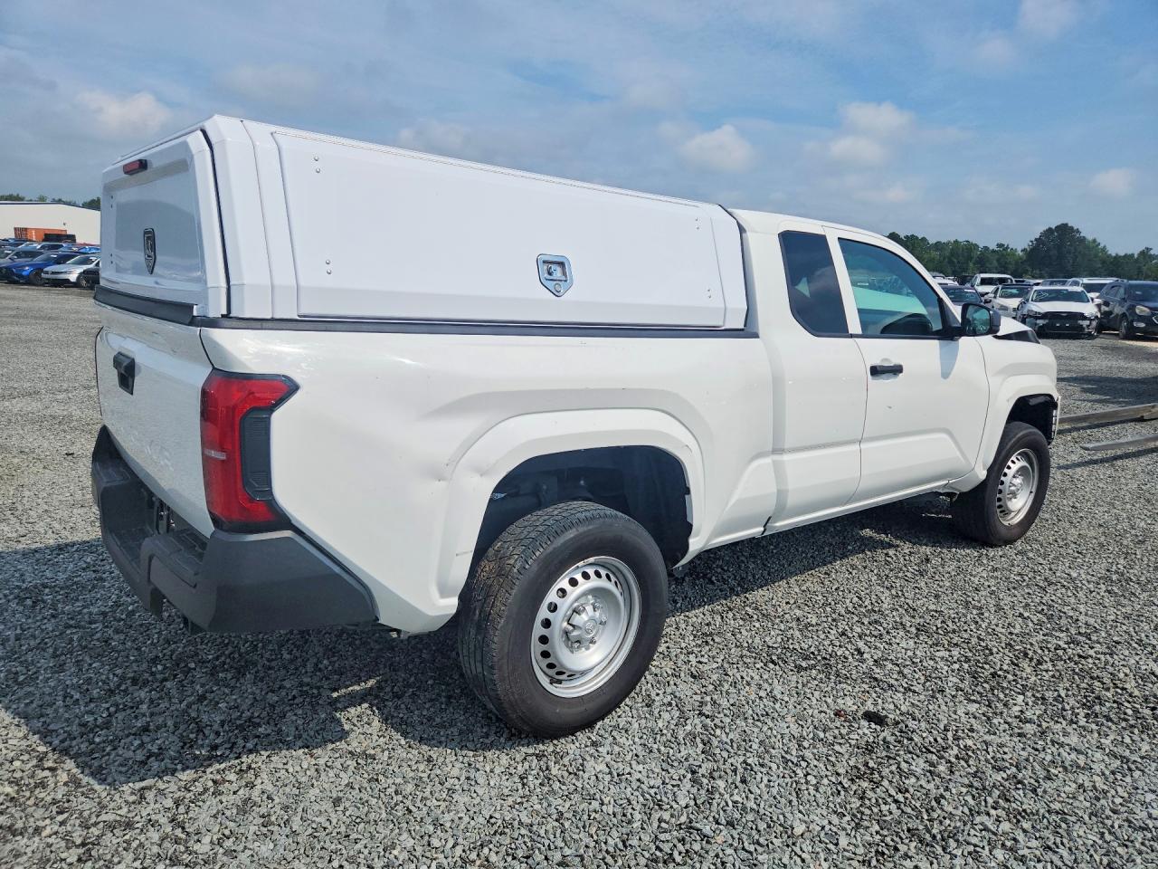 2024 TOYOTA TACOMA SR — снимка 3