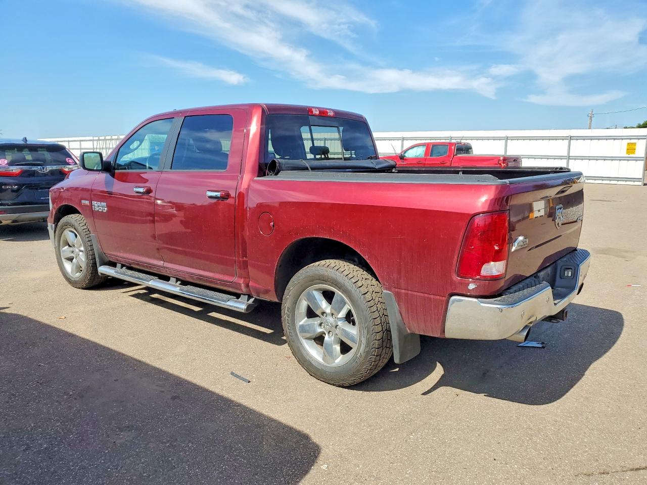 2016 RAM 1500 SLT — снимка 2