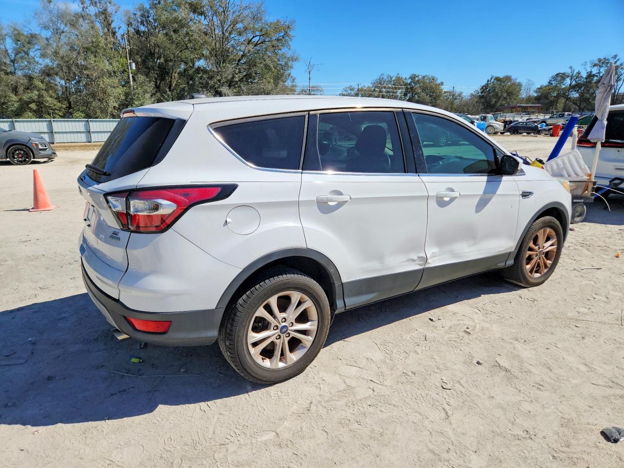 2017 FORD ESCAPE SE — снимка 3