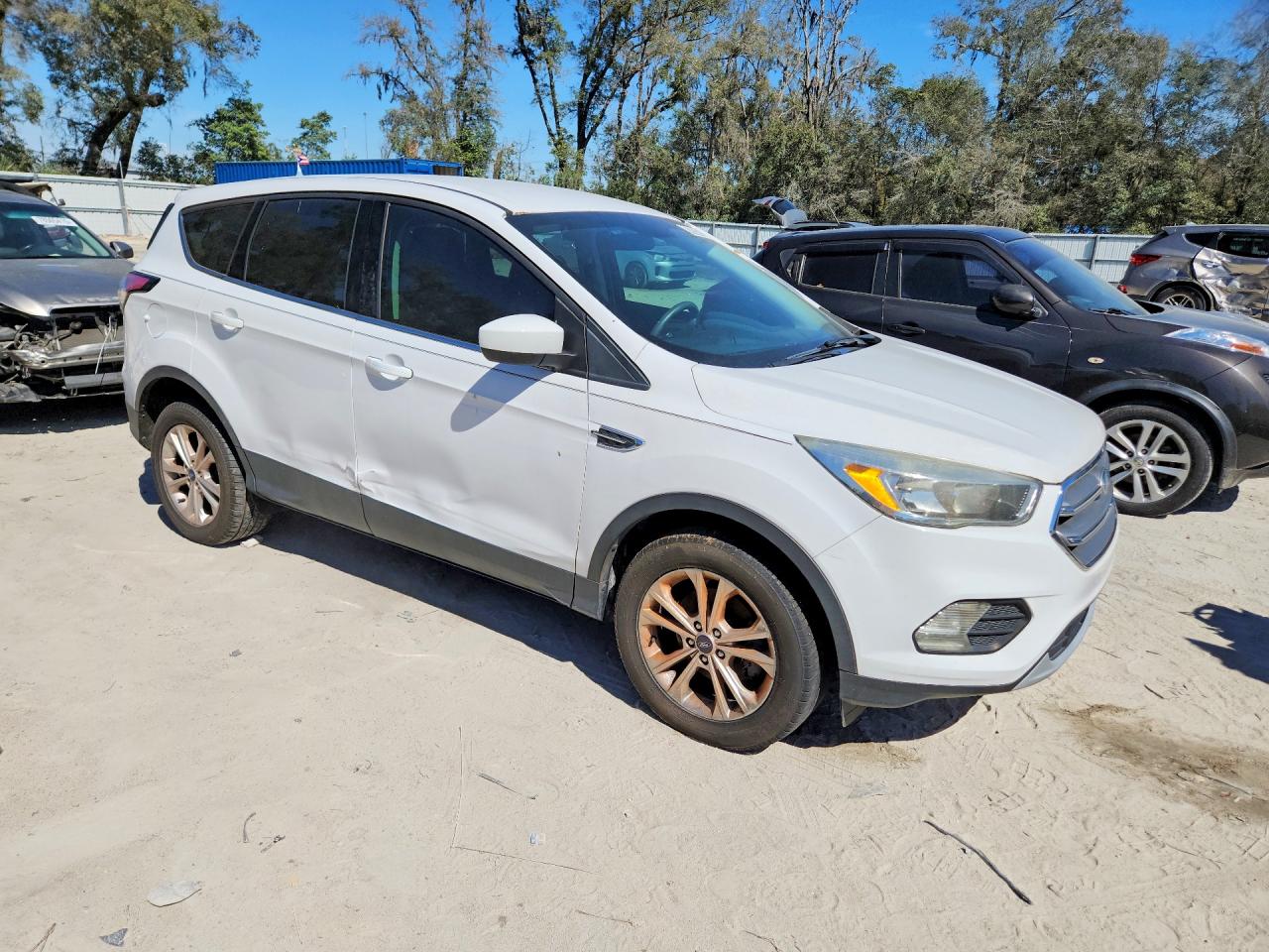 2017 FORD ESCAPE SE — снимка 4