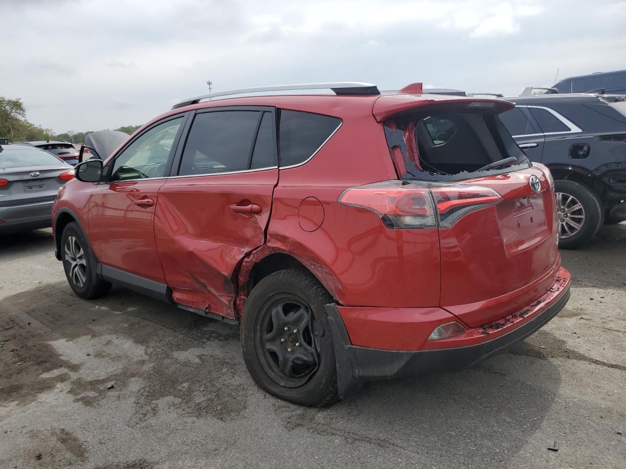 2016 TOYOTA RAV4 LE — снимка 2