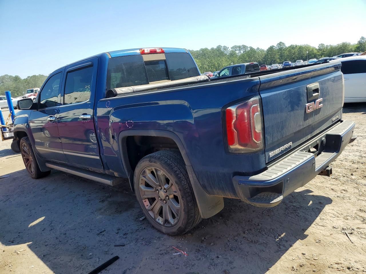 2017 GMC SIERRA K1500 DENALI — снимка 2