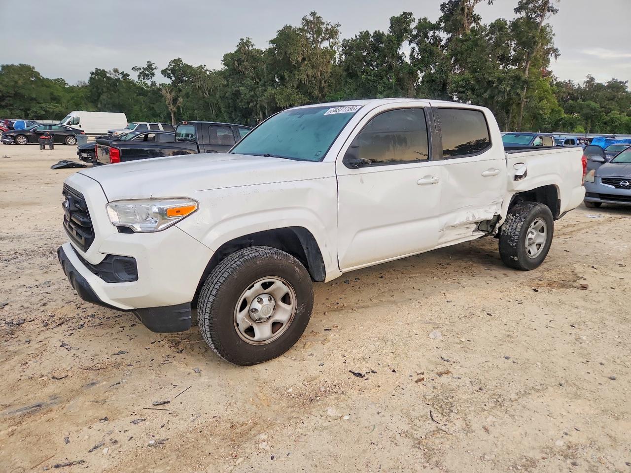 2016 TOYOTA TACOMA SR