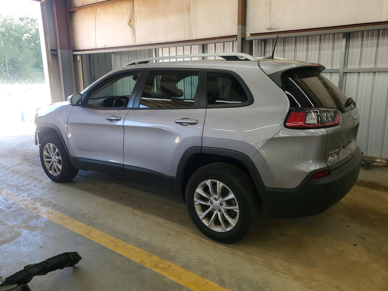 2021 JEEP CHEROKEE LATITUDE — снимка 2