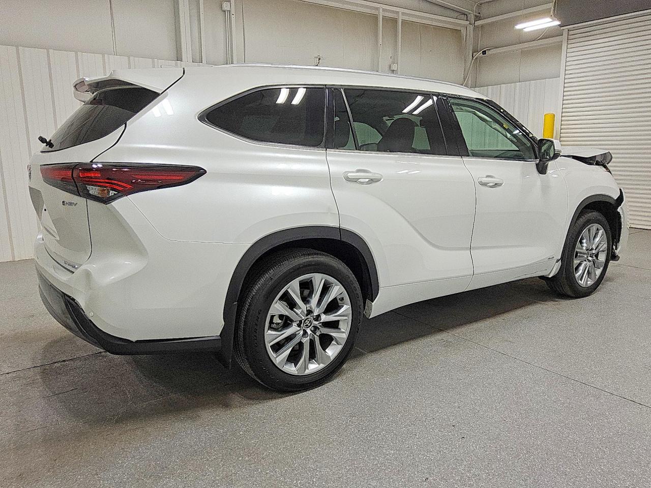 2025 TOYOTA HIGHLANDER HYBRID LIMITED — снимка 3
