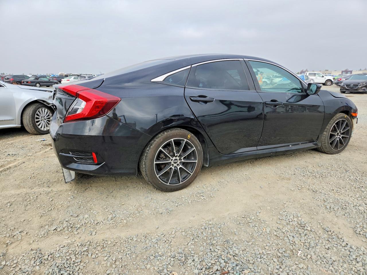 2017 HONDA CIVIC LX — снимка 3