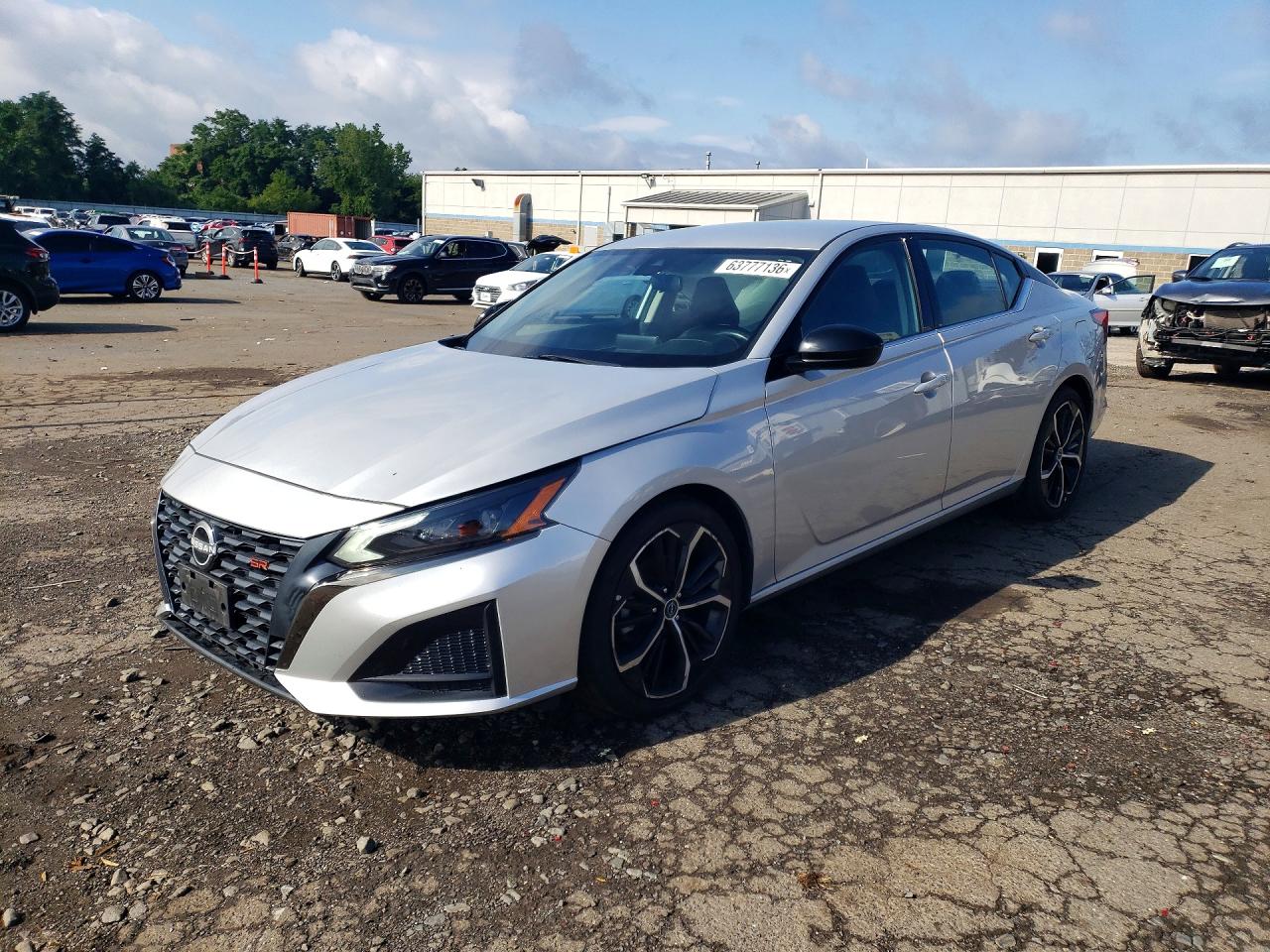 2024 NISSAN ALTIMA SR