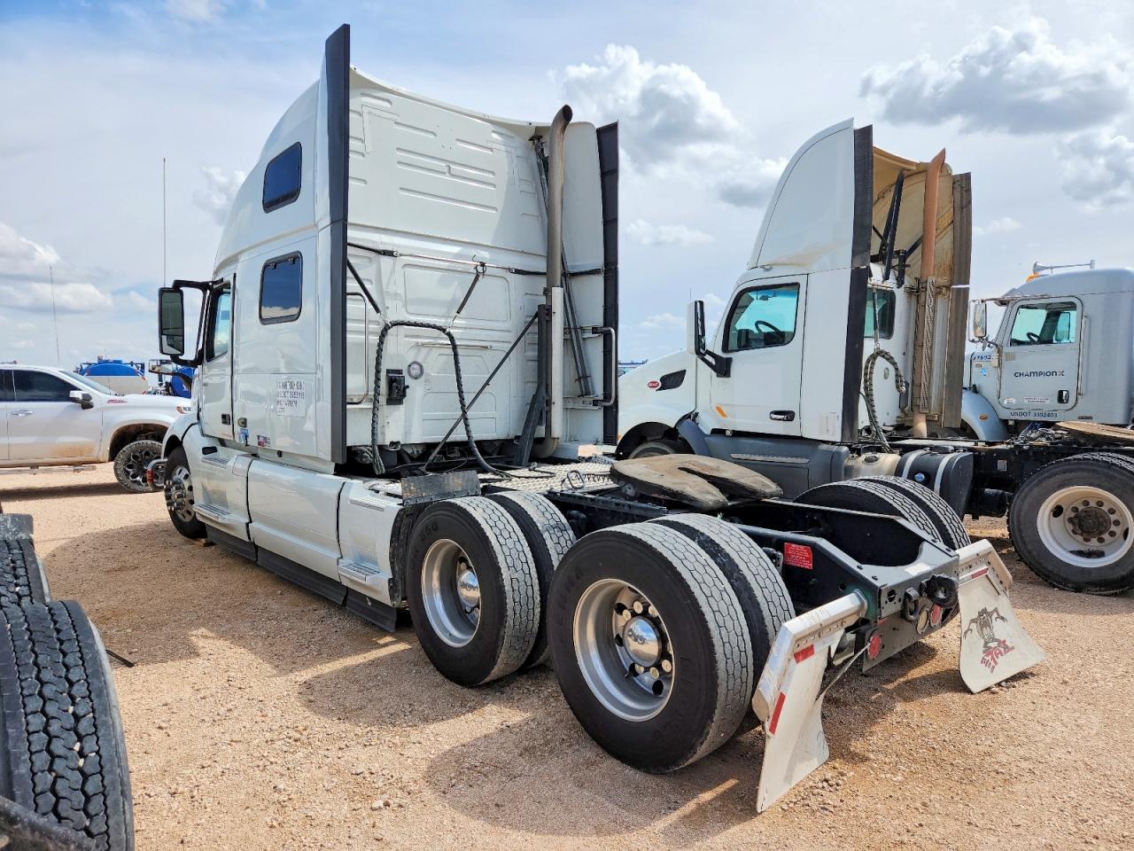 2020 VOLVO VNL VNL — снимка 3