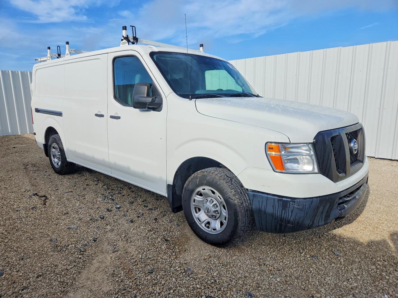 2021 NISSAN NV 1500 SV — снимка 4