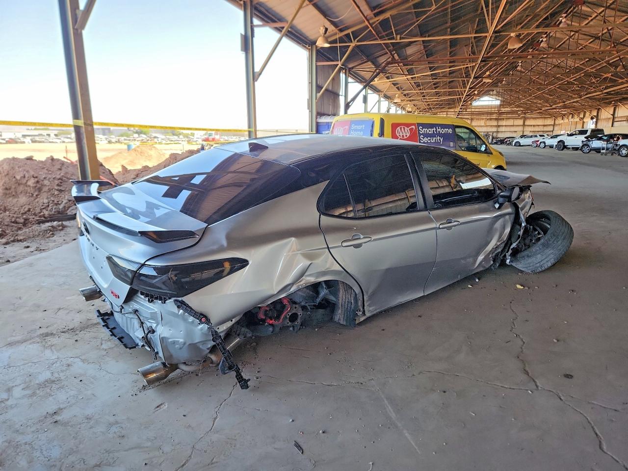2020 TOYOTA CAMRY TRD — снимка 3
