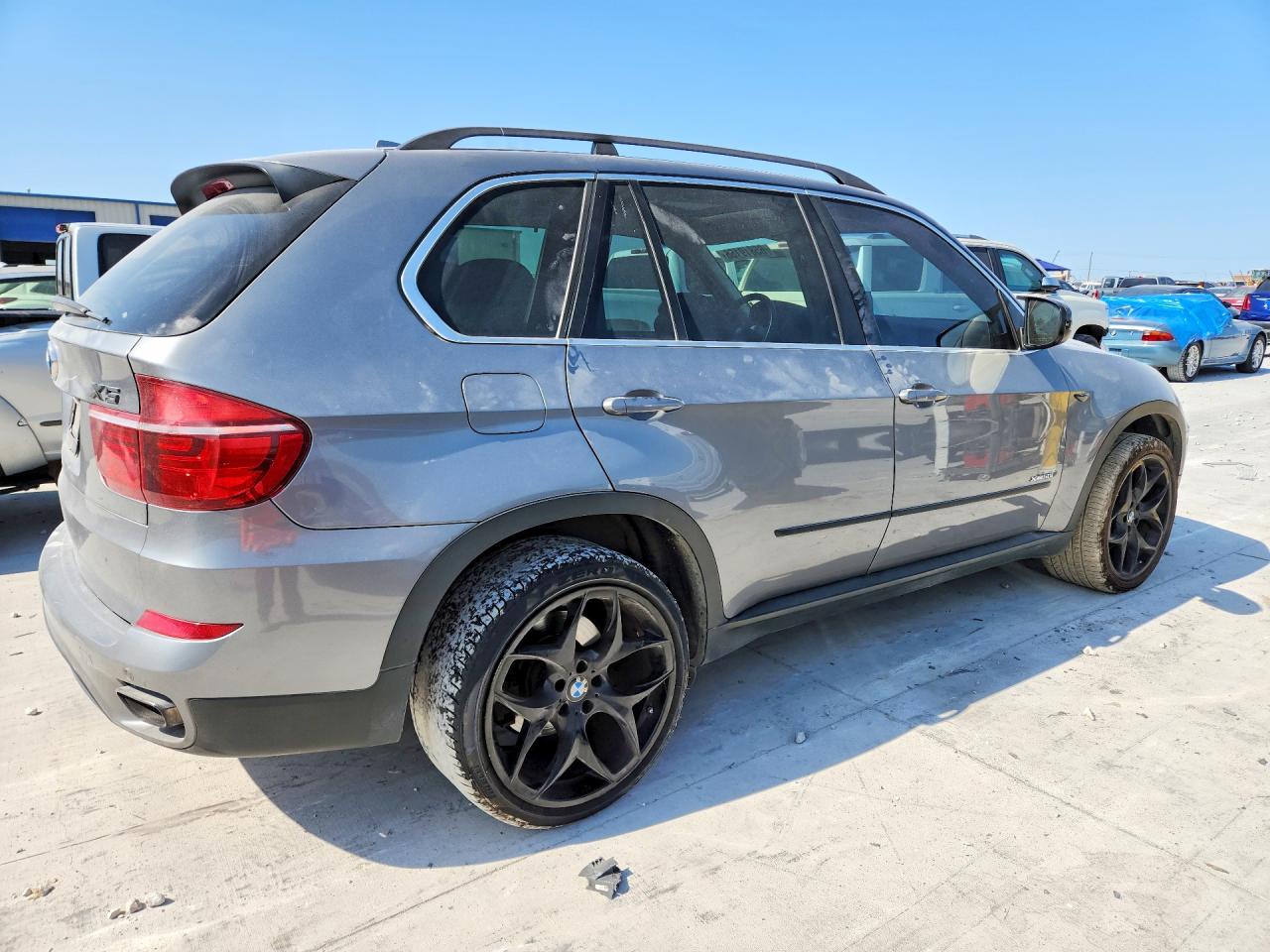 2013 BMW X5 XDRIVE50I — снимка 3