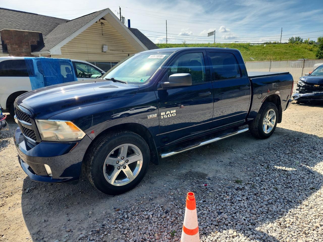 2015 RAM 1500 ST