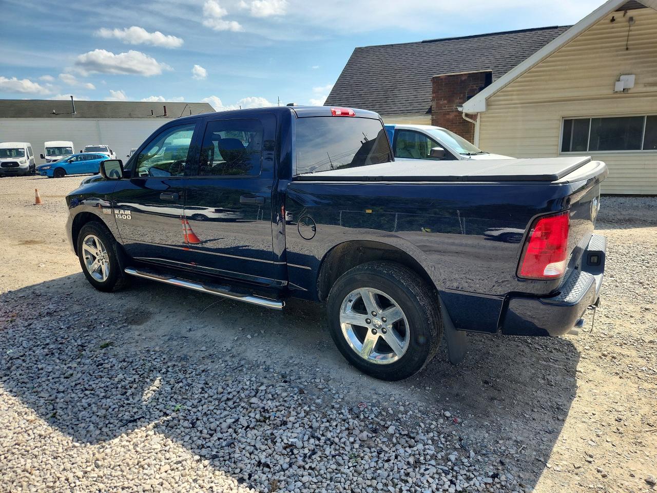 2015 RAM 1500 ST — снимка 2