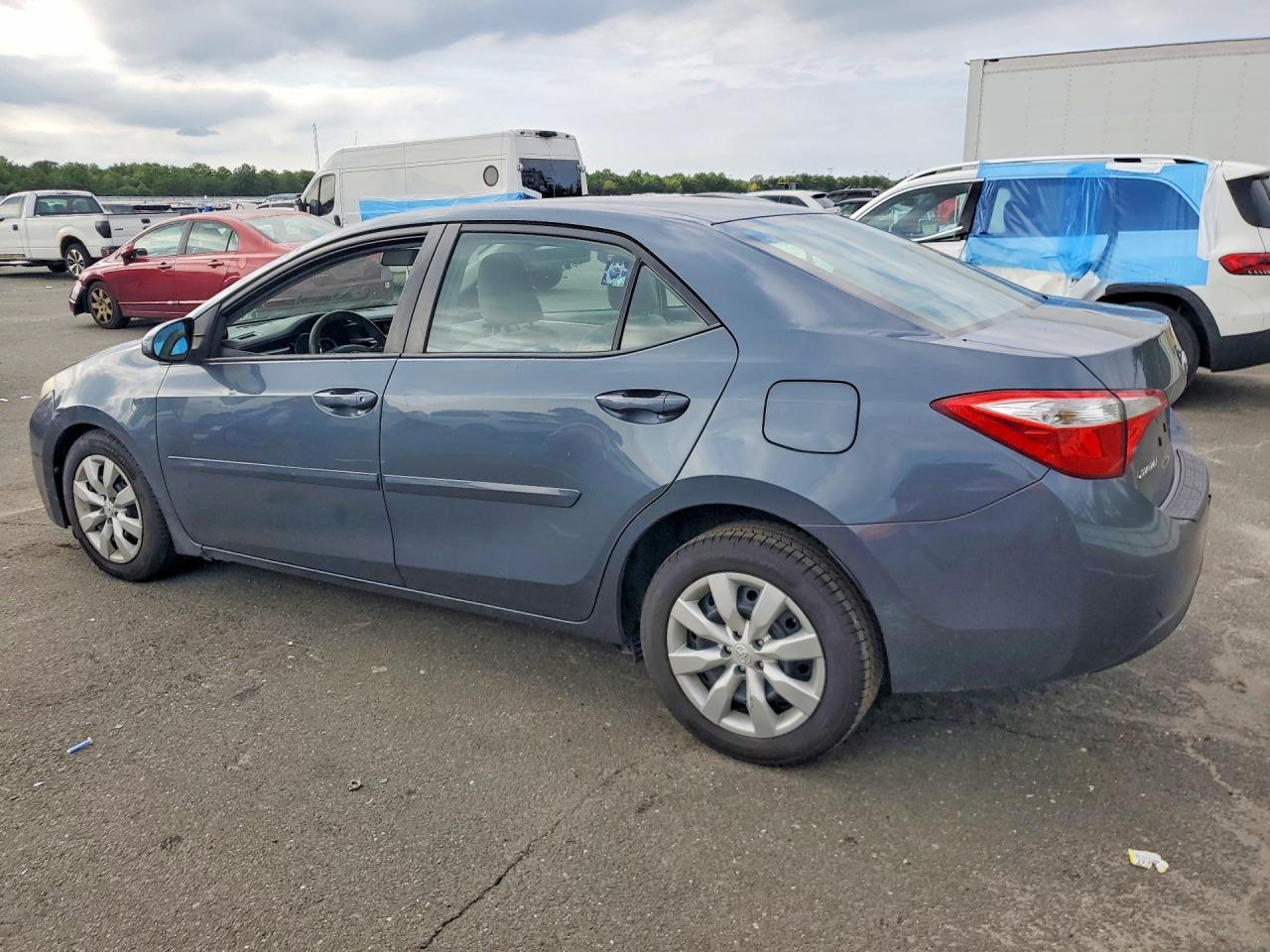 2015 TOYOTA COROLLA LE — снимка 2