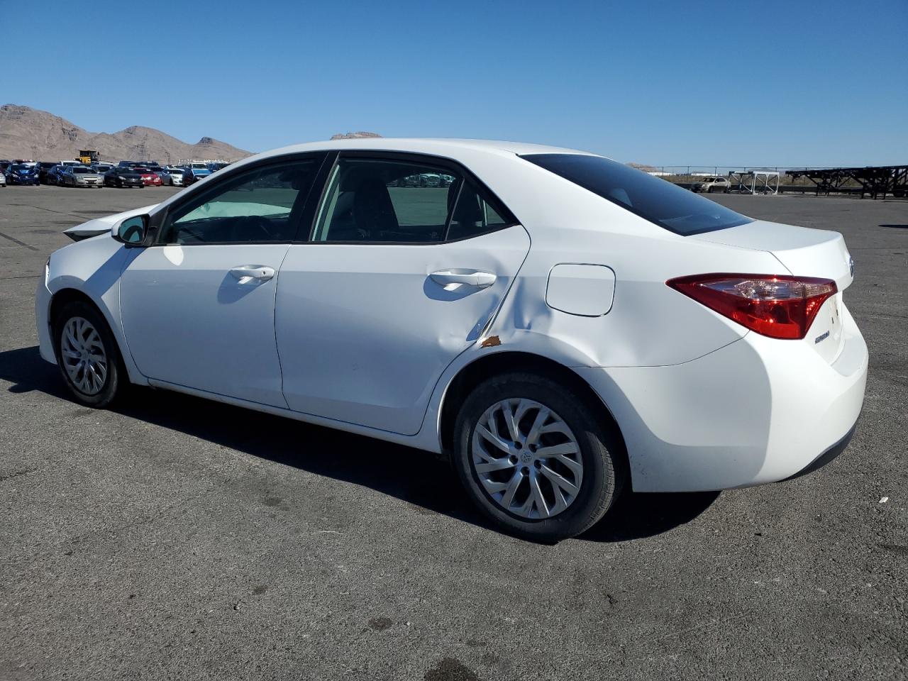 2018 TOYOTA COROLLA L — снимка 2
