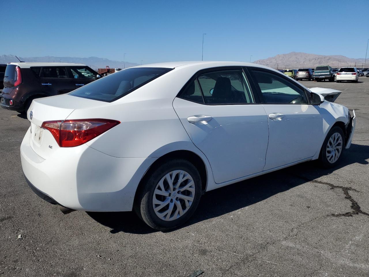 2018 TOYOTA COROLLA L — снимка 3
