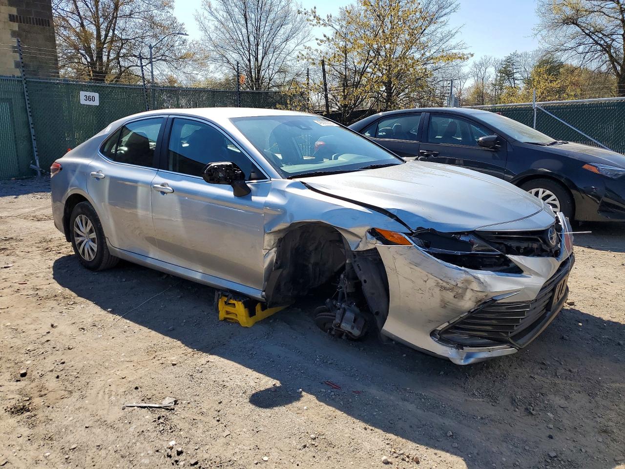 2022 TOYOTA CAMRY LE — снимка 4