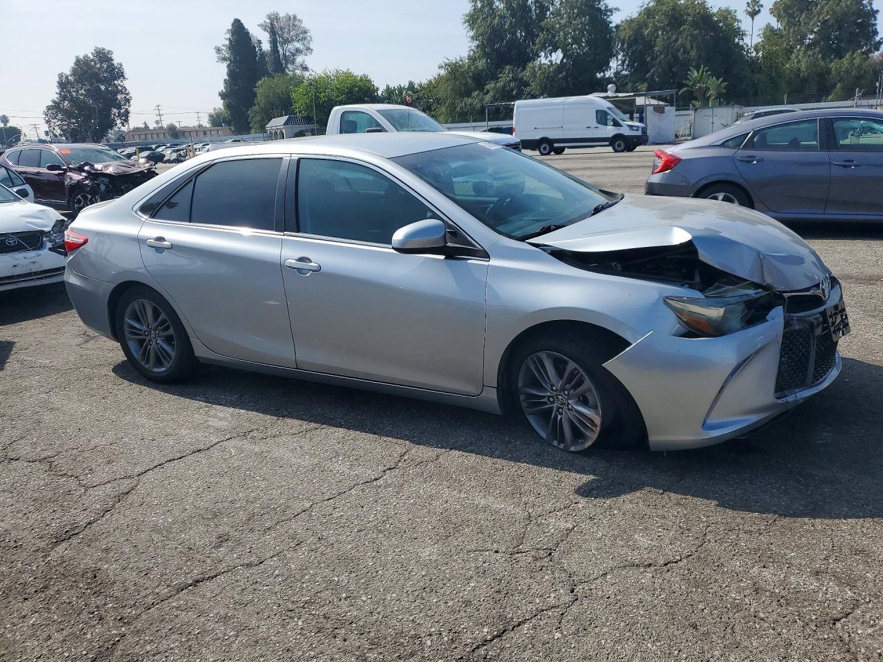 2016 TOYOTA CAMRY SE — снимка 4