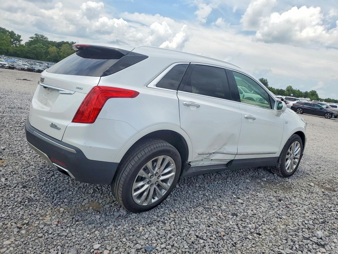 2018 CADILLAC XT5 PLATINUM — снимка 3