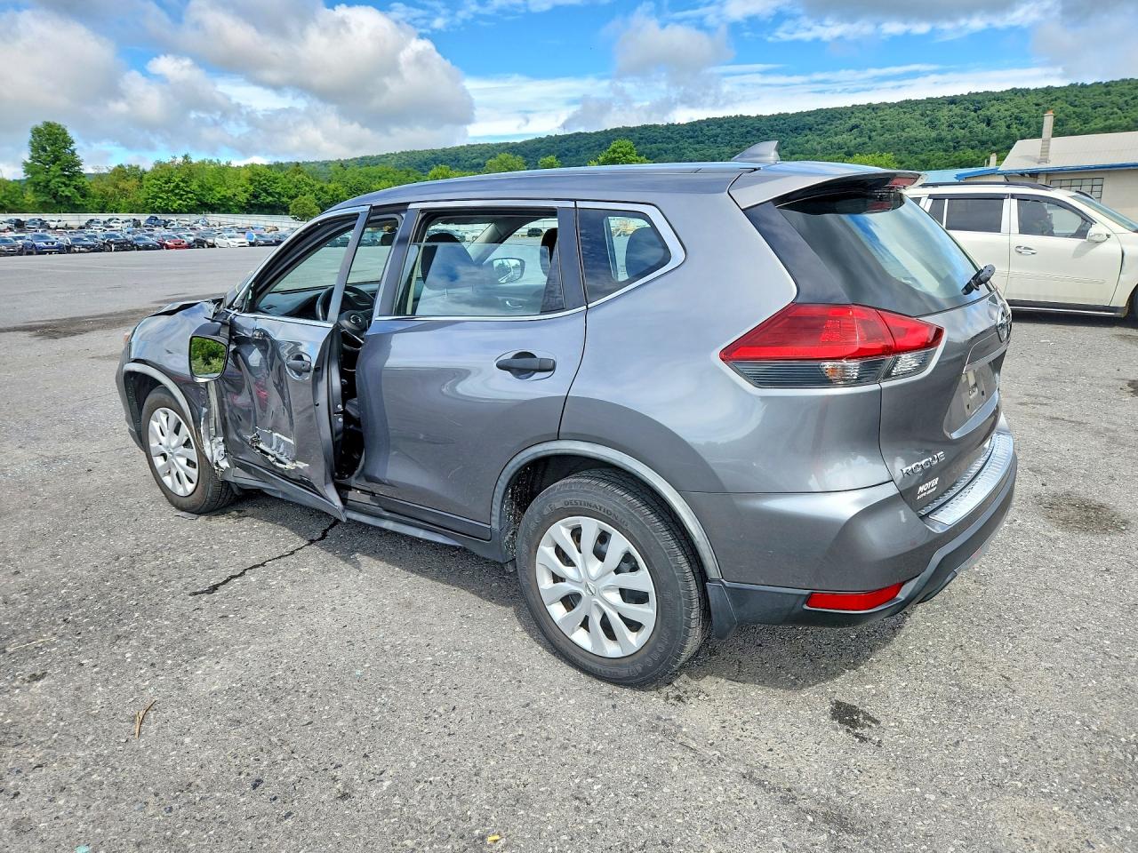 2018 NISSAN ROGUE S — снимка 2