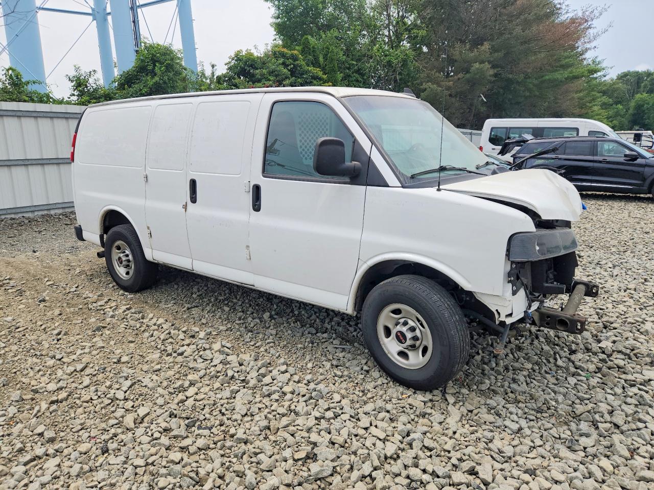 2022 GMC SAVANA G2500 — снимка 4