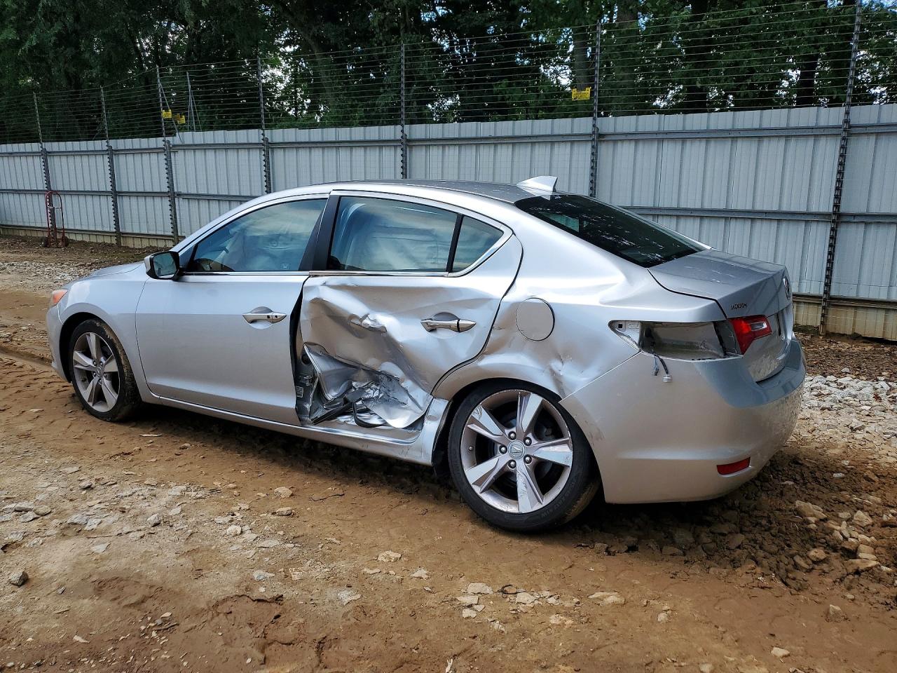2013 ACURA ILX 20 TECH — снимка 2