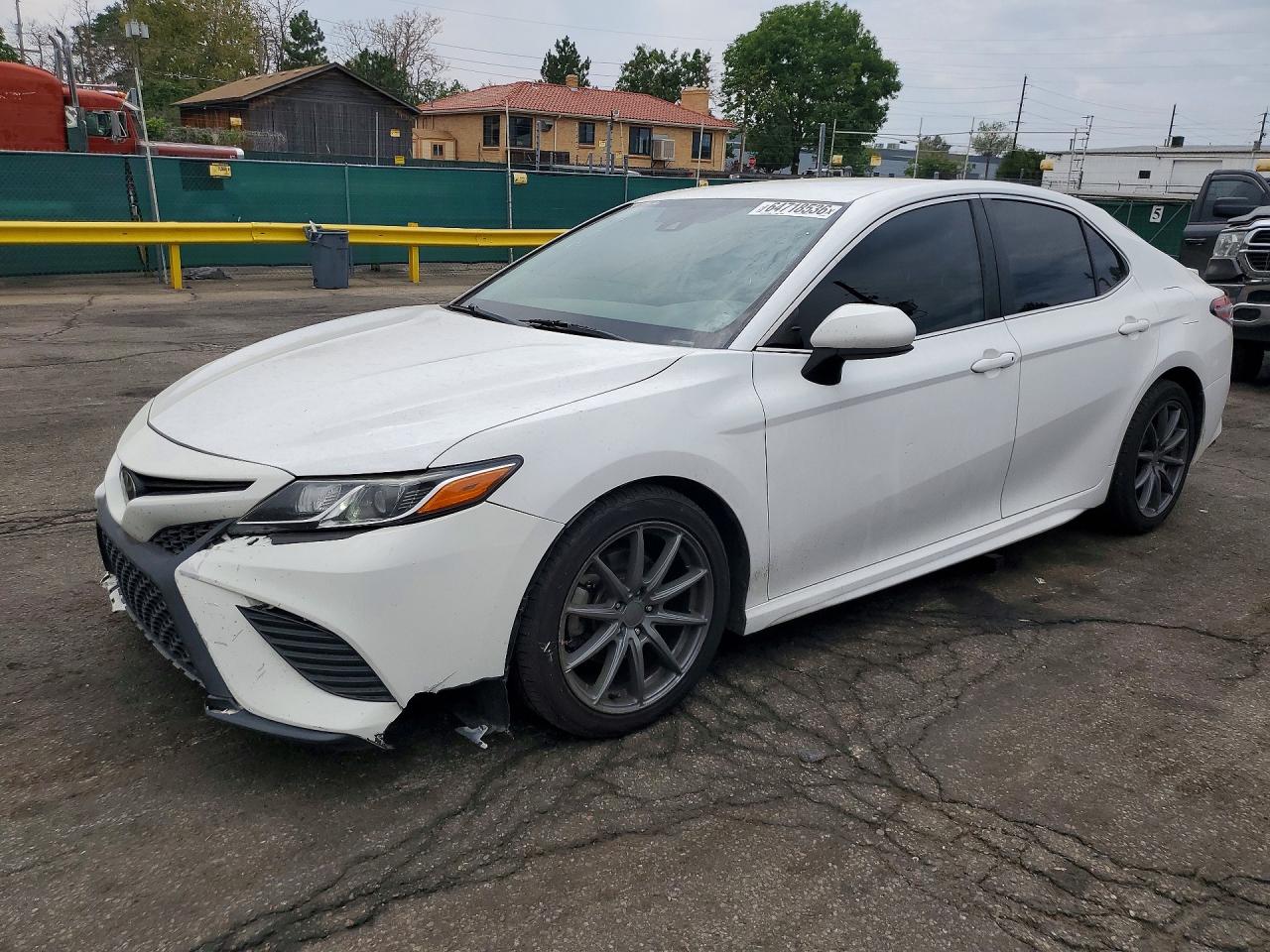 2020 TOYOTA CAMRY SE