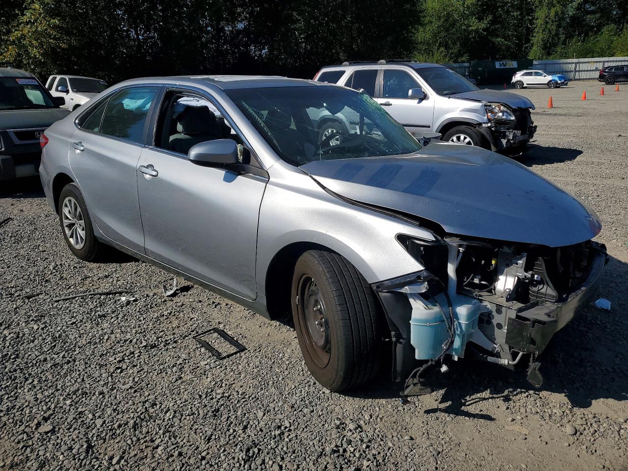 2016 TOYOTA CAMRY LE — снимка 4