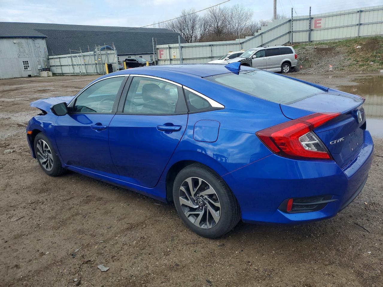 2018 HONDA CIVIC 4D — снимка 2