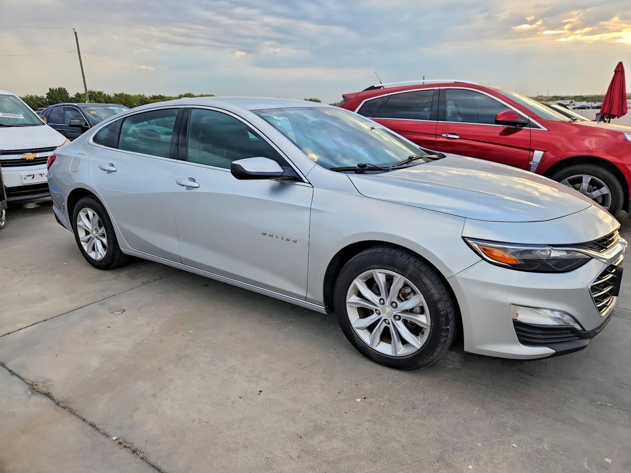 2021 CHEVROLET MALIBU LT — снимка 4