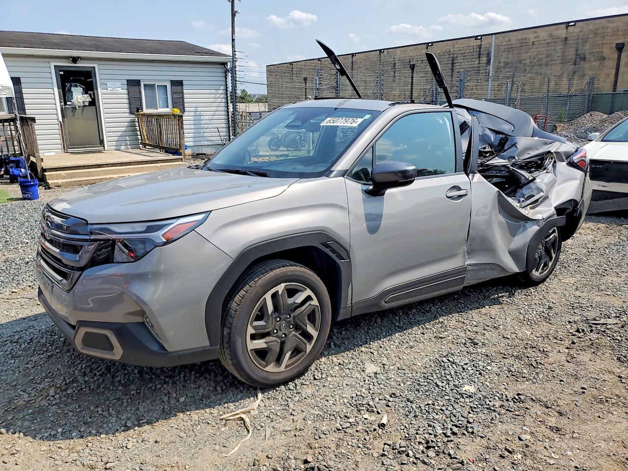 2025 SUBARU FORESTER LIMITED