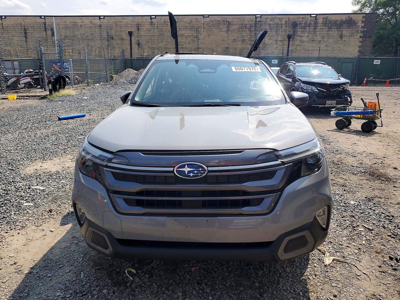 2025 SUBARU FORESTER LIMITED — снимка 5