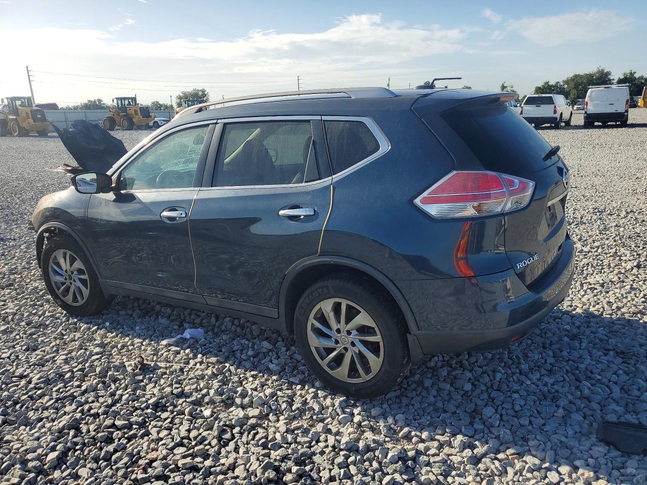 2015 NISSAN ROGUE SL — снимка 2