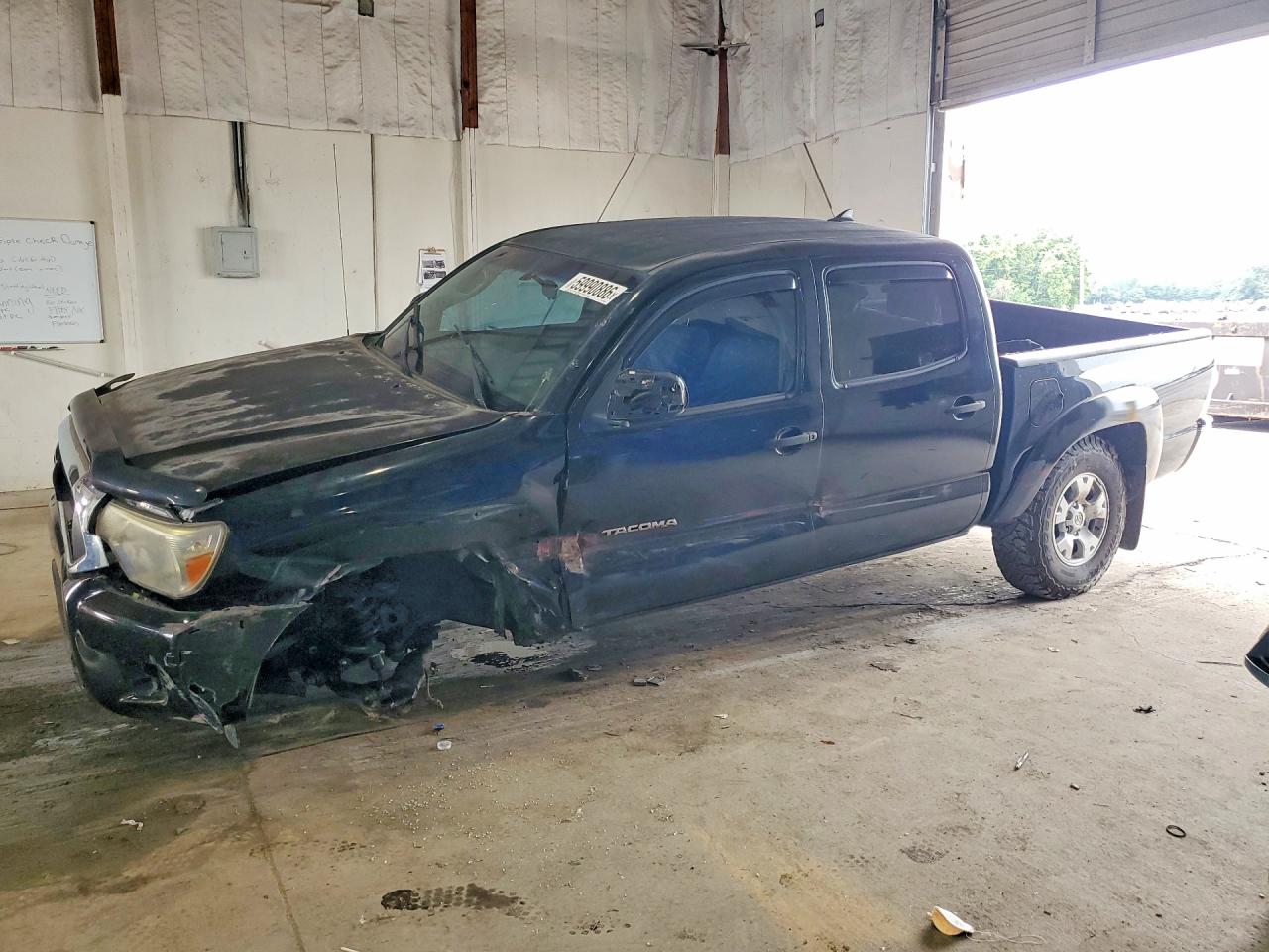 2015 TOYOTA TACOMA V6