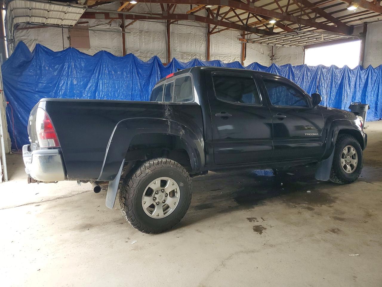 2015 TOYOTA TACOMA V6 — снимка 3