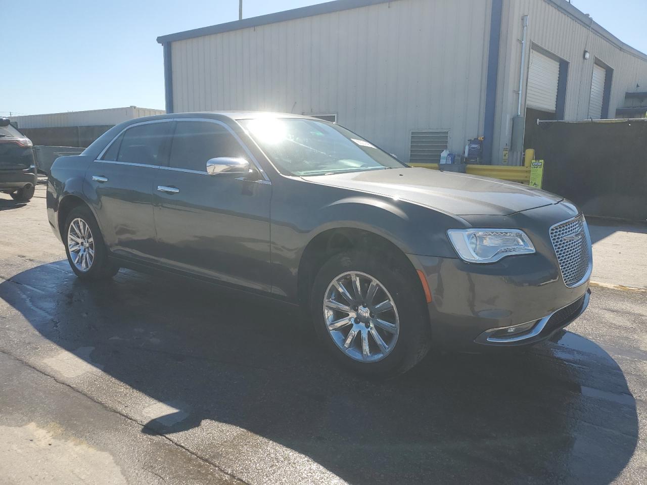 2019 CHRYSLER 300 LIMITED — снимка 4