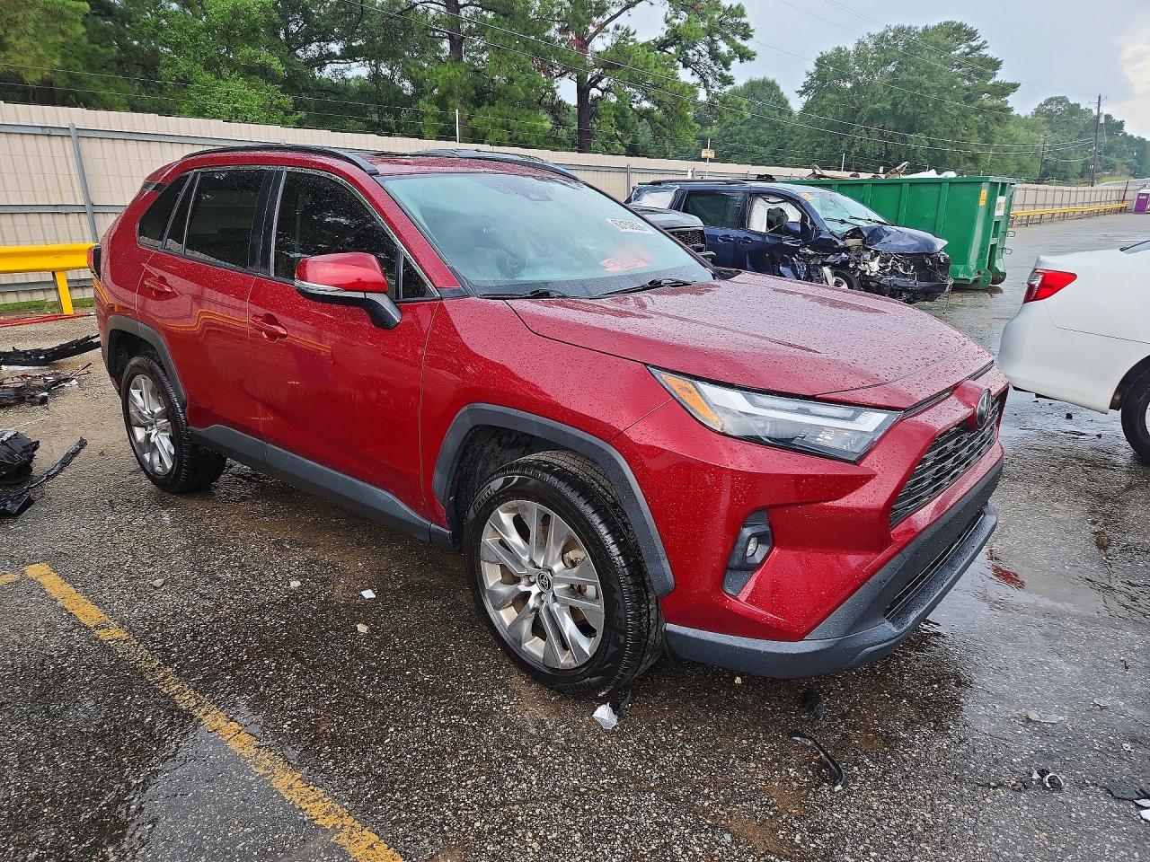 2023 TOYOTA RAV4 XLE PREMIUM — снимка 4
