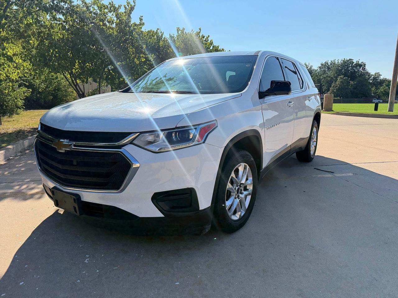 2019 CHEVROLET TRAVERSE LS — снимка 2