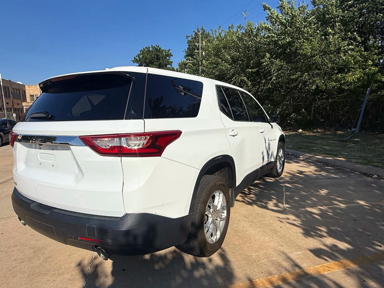 2019 CHEVROLET TRAVERSE LS — снимка 4